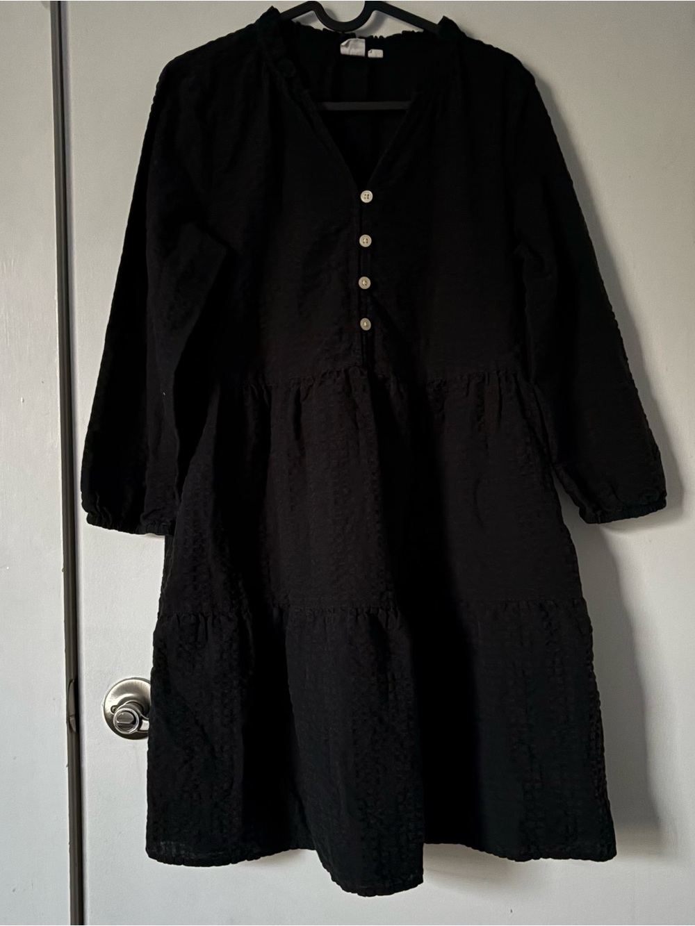 Black 3/4 Sleeve Tiered Midi Dress - Women's Casual Button-Front